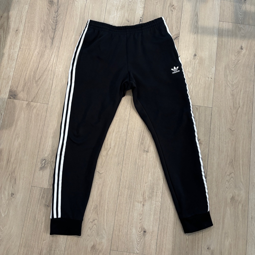 adidas Men’s Black SST pants (joggers with White Stripes) size large L